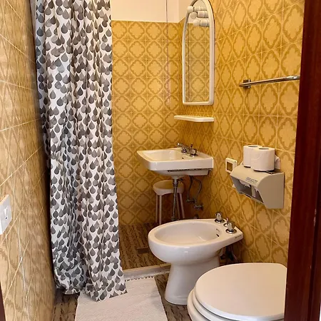 Hotel Asso Di Coppe 2*